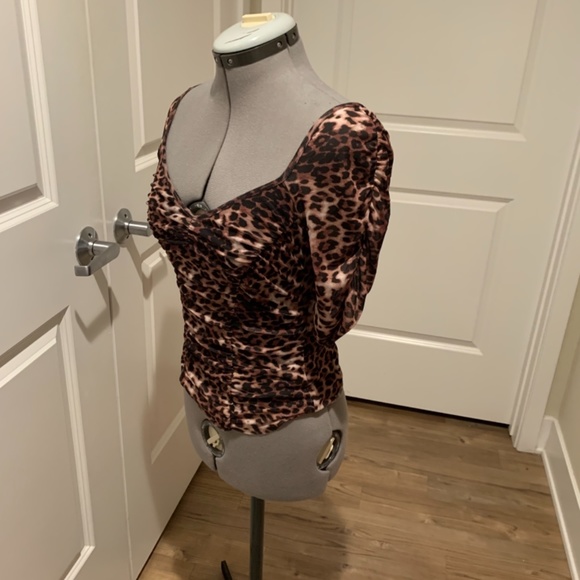Cotton candy LA (bloomingdale) mesh leopard print top - Picture 4 of 6